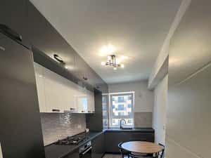 De închiriat apartament 3 camere , casa Nobel , Tractorul