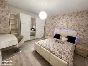 Apartament Modern 3 camere-renovat-curte, pod-Ultracentral — miniatura 3