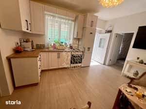 Apartament Modern 3 camere-renovat-curte, pod-Ultracentral — miniatura 5