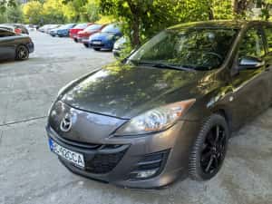 Mazda 3 an 2009 motor 1.6 Diesel cutie manuala preț ușor negociabil — miniatura 1