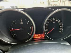 Mazda 3 an 2009 motor 1.6 Diesel cutie manuala preț ușor negociabil — miniatura 4