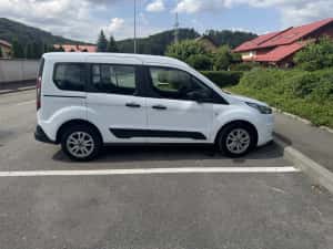 Vand sau schimb Ford Tourneo Connect 1.5tdci 117000km — miniatura 5