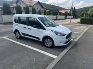 Vand sau schimb Ford Tourneo Connect 1.5tdci 117000km — miniatura 6