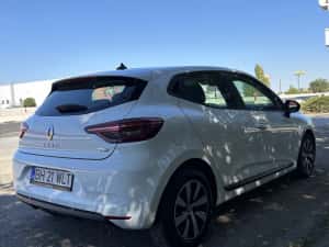 Renault Clio 1.6 E-Tech Hybrid Benzină – 83.000 km 2023 DE LA PROPİETAR  Cutie automată — miniatura 3