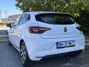 Renault Clio 1.6 E-Tech Hybrid Benzină – 83.000 km 2023 DE LA PROPİETAR  Cutie automată — miniatura 4