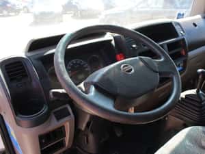Nissan Cabstar NACELA 2.5D 110CP 2010 Euro 4 — miniatura 7