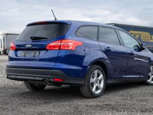 Ford Focus  2017 — miniatura 3