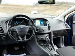 Ford Focus  2017 — miniatura 6