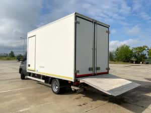 2022 Iveco Daily - AUTOMATĂ – LIFT – CATEGORIA B — miniatura 3