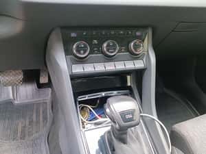 Skoda Karoq SUV, 2019, 86.000 km, 21.000 EUR — miniatura 6