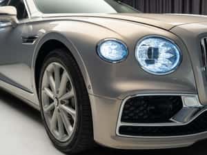Bentley Flying Spur 2023 - 38.000 km - Hibrid — miniatura 7