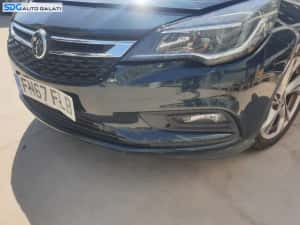 Bara Spoiler Fata cu Grile si Locas Senzori Parcare Opel Astra K NFL Non Facelift 2015 - 2019 Culoare Carragreen Z30V [Q3927] — miniatura 6