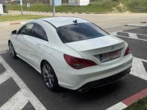 Mercedes-Benz CLA 180 | 2013 | Benzină | Manuală | Aspect impecabil — miniatura 3