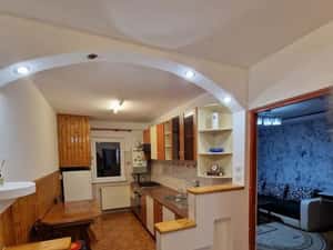 Inchiriez apartament 3 camere Valea Aurie