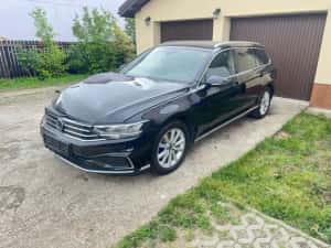 Volkswagen Passat GTE facelift 2021 - Plug-in Hibrid - Avariat — miniatura 10
