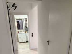 Apartament 3 camere, balcon,parcare subterana, etaj 5/6 Super oferta — miniatura 3