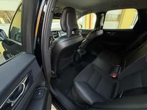Volvo XC60 | 2.0 D AWD Geartronic Momentum — miniatura 5