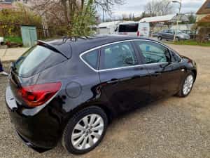 Opel Astra 1.7 Cdti Euro 5 impecabil — miniatura 9
