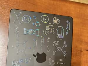 Laptop Apple MacBook Air 13", cu procesor Apple M4, 10 nuclee CPU si 10 nuclee GPU, 16GB RAM, 512GB, Silver, Tastatura Internationala, Manual RO — miniatura 6