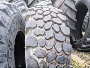 Anvelope 335/80r20(12.5-20) SH Unimog cu garantie ! — miniatura 8
