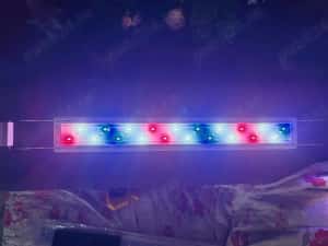 Lampă led pentru acvariu — miniatura 1