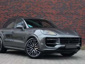 Porsche Cayenne Hibrid SUV 2024 - Complet Echipat