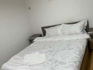 Apartament cu 3 camere de închiriat în Curtea de Argeș. — miniatura 4