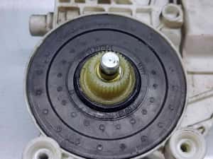 Motoras geam dreapta spate Opel Astra J [Fabr 2009-2015] — miniatura 8