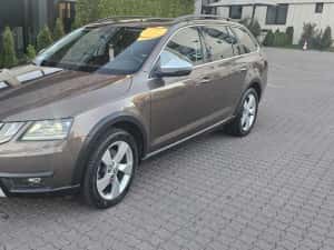 Skoda Octavia Scout 2.0 TDI 4x4 DSG 184 CP | Full LED | ACC | Webasto | Panoramic