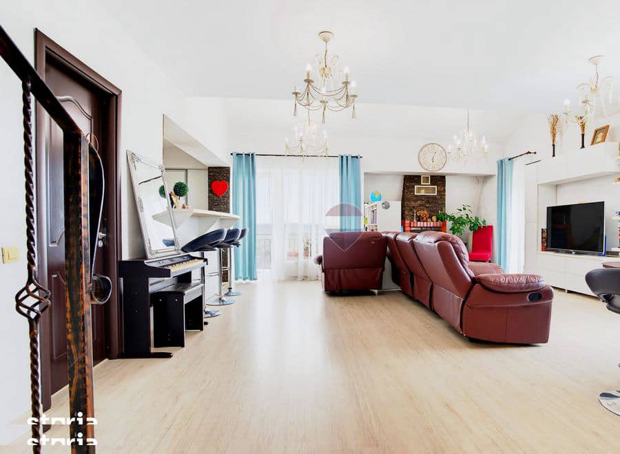 Apartament de vânzare | 'Blocul Alb' Breazu, Iași Oportunitate unică — fotografie 1 din 6