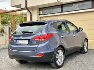 Hyundai IX 35 2.0 Benzina 4x4 AWD Pachet Luxury Premium — miniatura 3