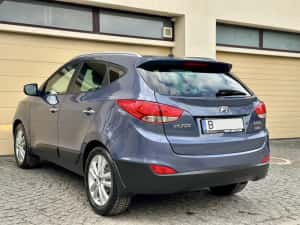 Hyundai IX 35 2.0 Benzina 4x4 AWD Pachet Luxury Premium — miniatura 4