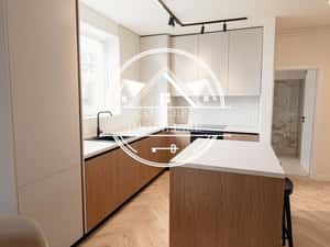 Apartament cu 3 camere, decomandat terasa spatioasa 75mp utili+terasa — miniatura 6