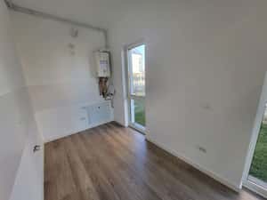 COMISION%. BLOC NOU in ORAS. Gradina proprie. Spatios — miniatura 3