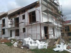 Apartament 3 dormitoare, pod mansardabil, gradina, loc parcare — miniatura 6