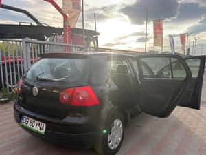 Volkswagen Golf 5 2005, 220.500 km, Benzină — miniatura 7