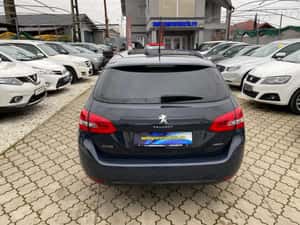 Peugeot 308 Break Diesel 2016 Rulaj 174.000 km — miniatura 4
