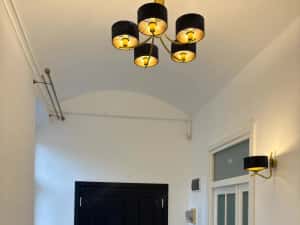 Cladire istorica! Complet renovat! Loc de parcare! — miniatura 2