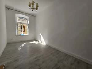 Cladire istorica! Complet renovat! Loc de parcare! — miniatura 3
