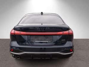 Audi A5 Berlină Diesel 204 cp, 12.900 km, 59.945 EUR — miniatura 4