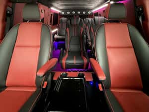 Inchirieri auto VIP-Confort/Transport persoane/microbuze 8+1/21 locuri — miniatura 10