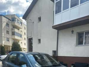 Dacia Logan Laureate 2009, 1.6 MPI, 97.000 KM — miniatura 4