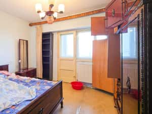 Apartament 4 camere, 2 băi, 2 balcoane, bloc reabilitat — miniatura 4