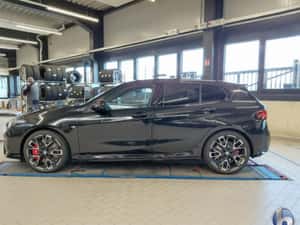 BMW 120 Hatchback 2025, 5.300 km, Automată — miniatura 3