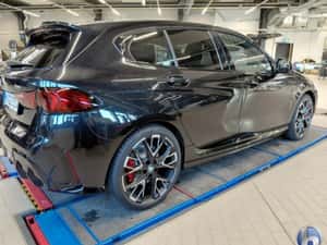 BMW 120 Hatchback 2025, 5.300 km, Automată — miniatura 5