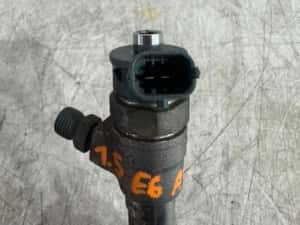 Dezmembrari Injector DACIA-RENAULT 1.5 dci cu adblue cod piesa 0445110800 — miniatura 7