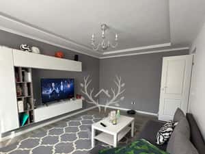 Apartament cu 3 camere decomandate, 65 mp, Intre Lacuri — miniatura 3