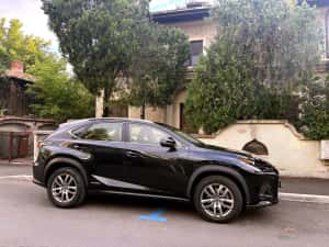 Lexus NX 300h 4x4 77500 km 2020 impecabil — miniatura 2