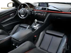 Bmw 320D F30 2.0 184Hp/2012/Automat/Trapă/Bi-Xenon/Harman-Kardon/Volan încălzit/Pachet Sport Line — miniatura 7