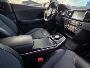 KIA e Niro 64 kw  full electric 450 km autonomie — miniatura 6